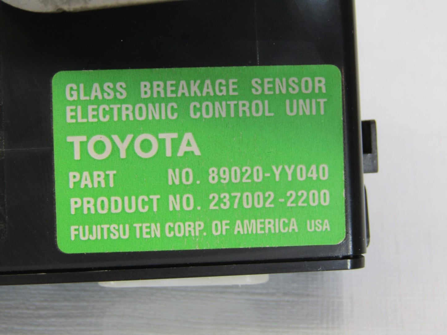 2001-2004 Toyota Sequoia Glass Breakage Sensor Module Unit Relay 89020-YY040 OEM