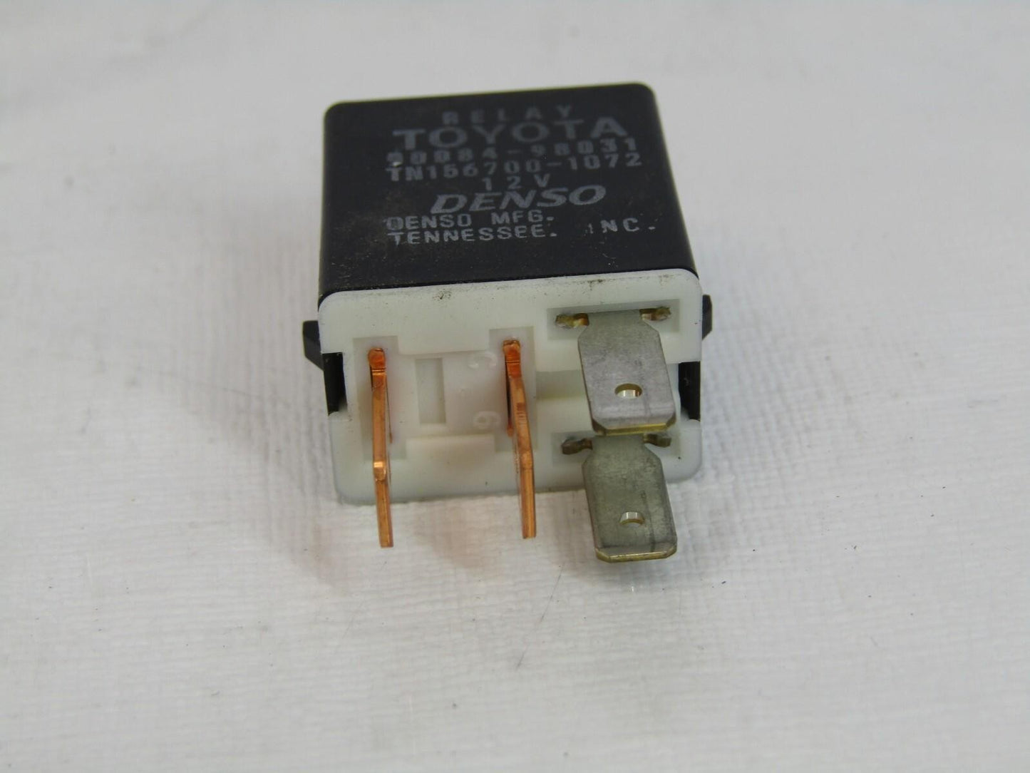 2001-2007 Toyota Sequoia Relay Denso 90084-98031 OEM