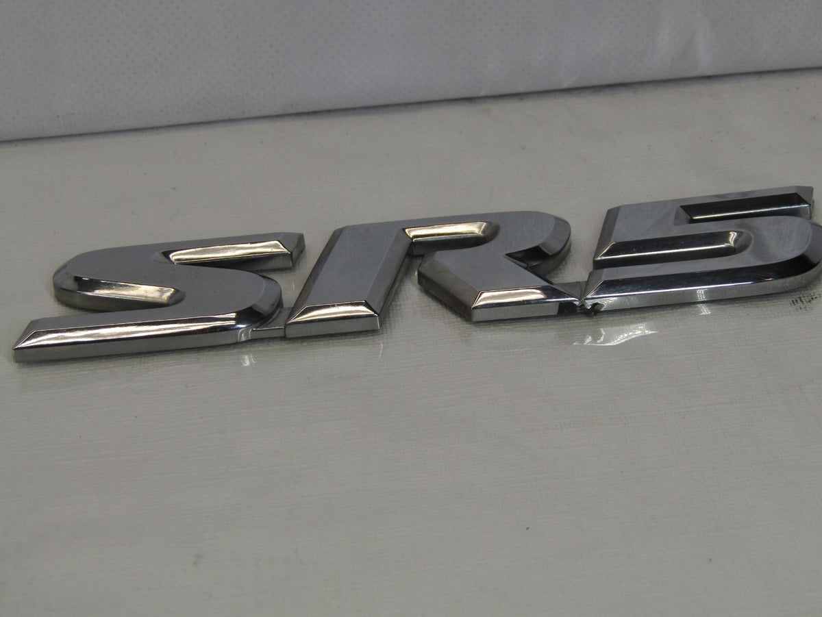 2001-07 Toyota Sequoia SR5 Rear Pillar Emblem Badge Symbol Nameplate 75455-0C040