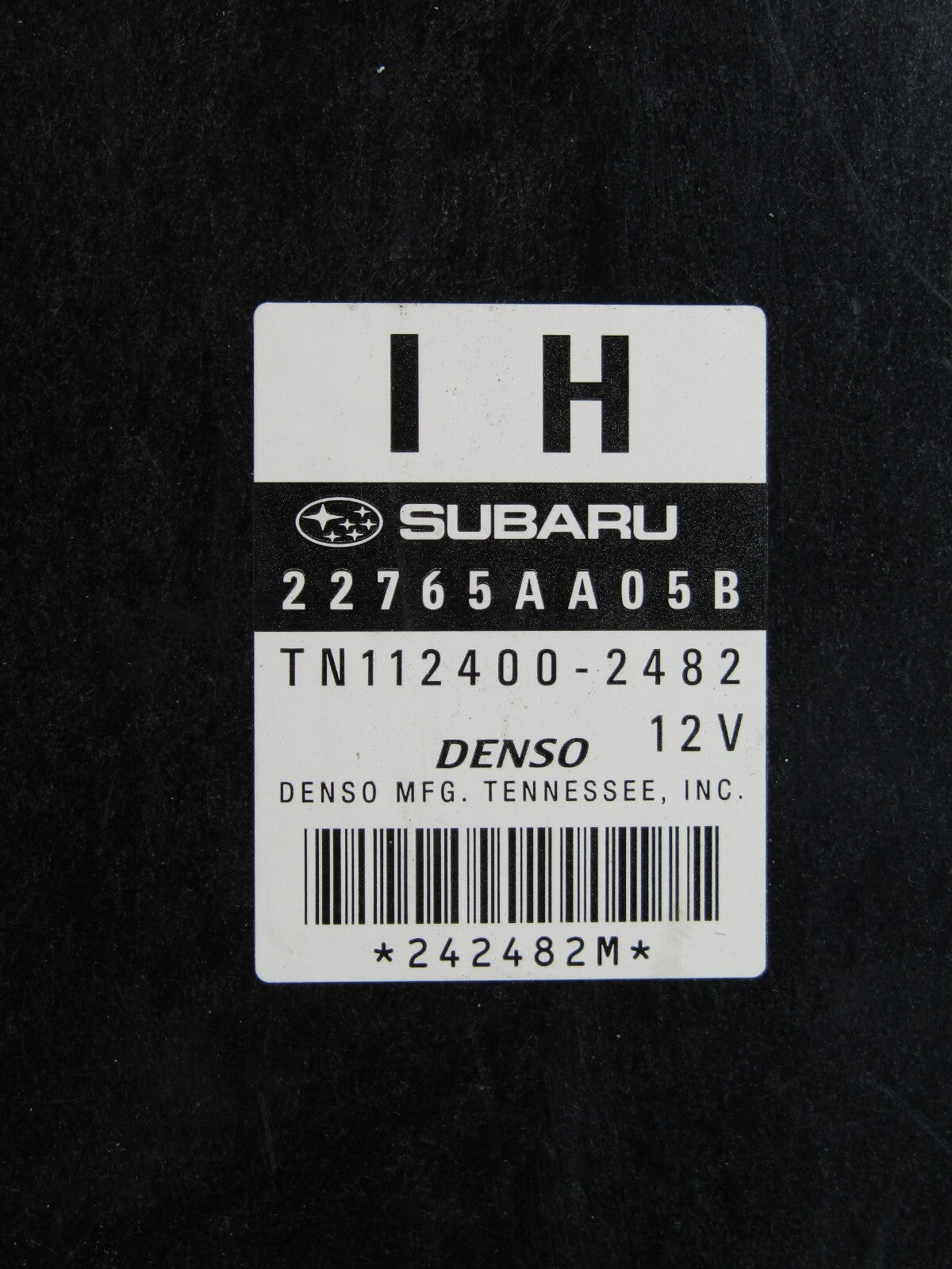 2010 Subaru Outback 3.6L Engine Control Module ECU and Bracket 22765AA05B OEM
