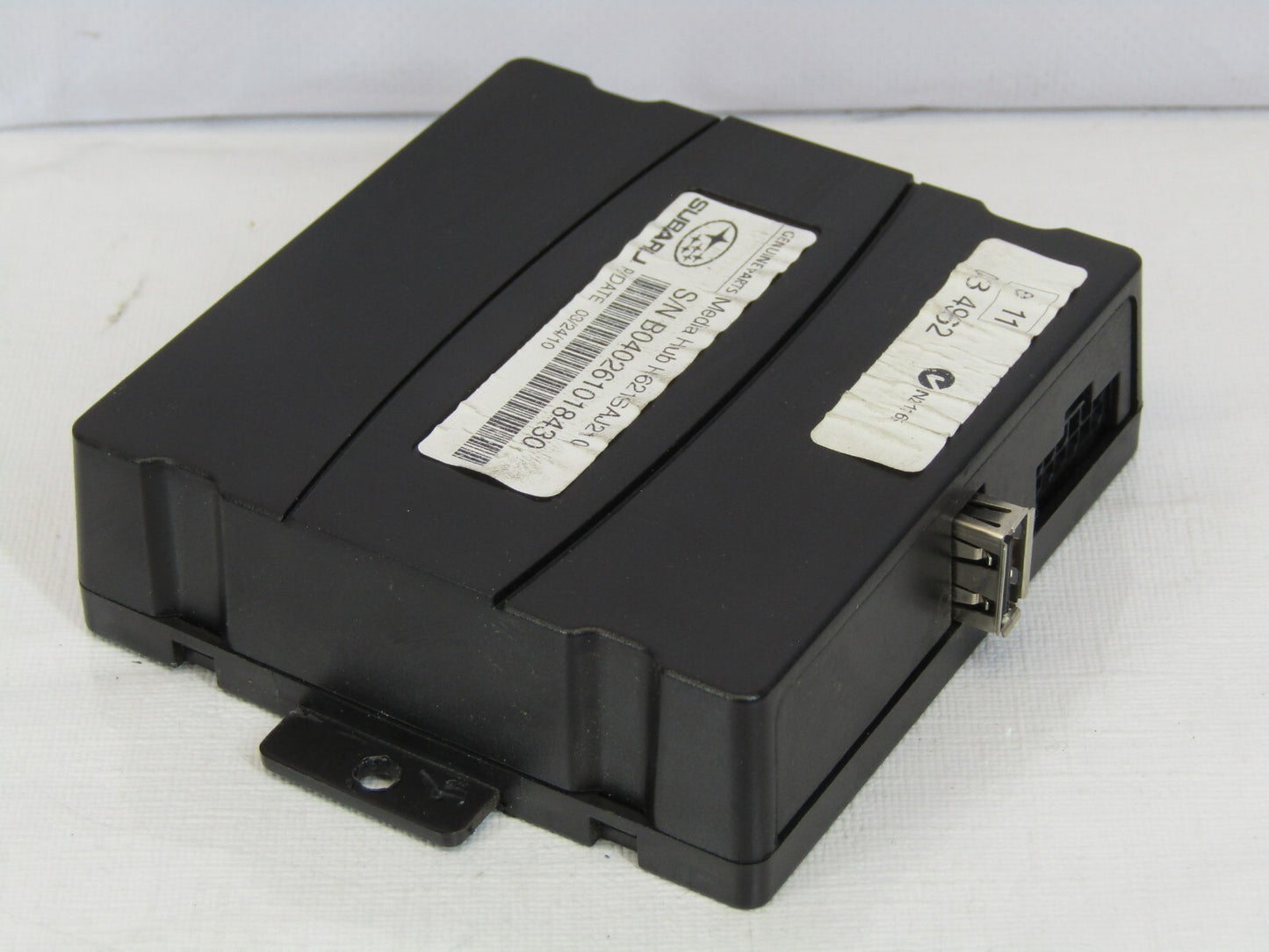 2010 Subaru Outback Media Hub H621SAJ210 OEM