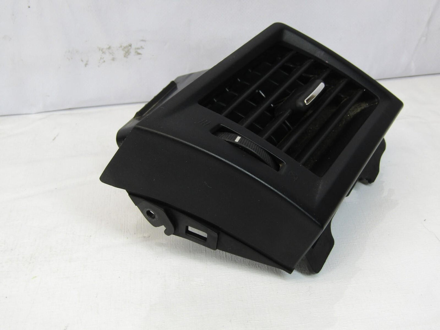 2010-2014 Subaru Outback Left AC Heat Air Vent Housing Trim Plate T14276 OEM