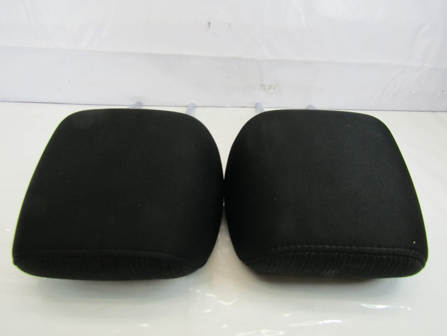 2013-2014 Subaru Outback Black Fabric Cloth Front Head Rest Headrest Set OEM