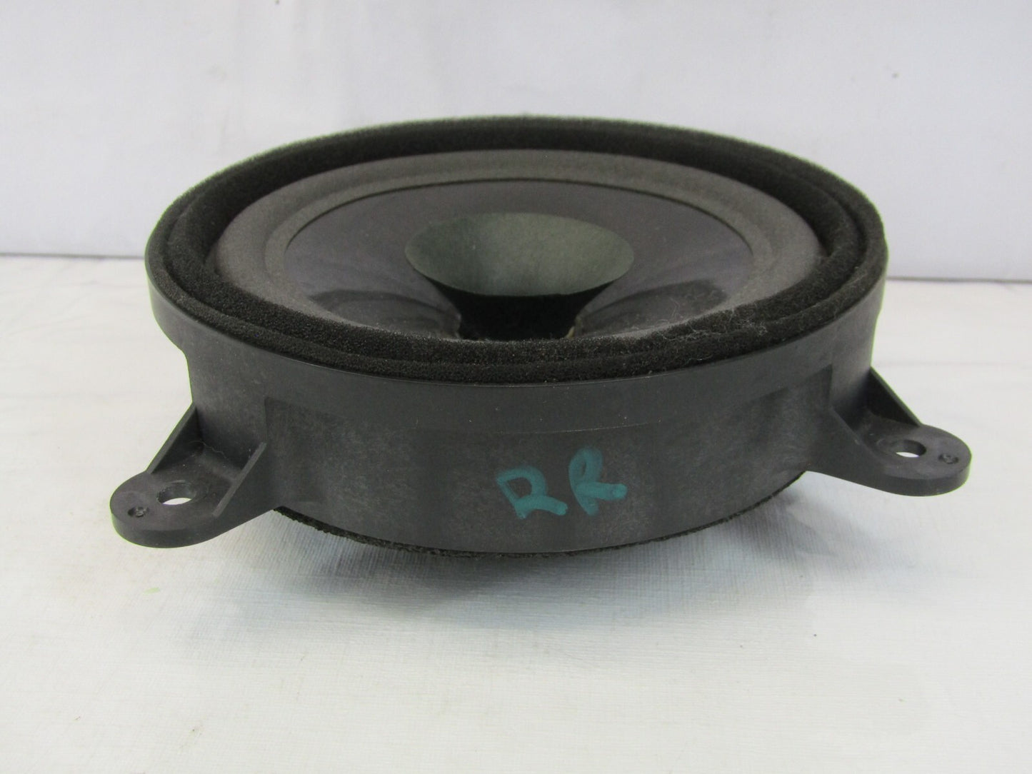 2010-2014 Subaru Outback Rear Right Harman Kardon Door Speaker 86301AJ67A