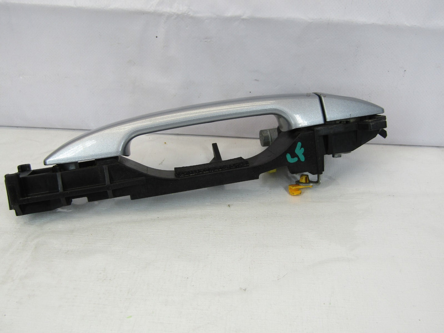 2010-2014 Subaru Outback Front Left Exterior Door Handle Ice Silver Metallic OEM