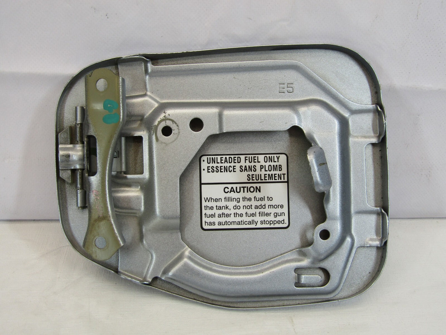 2010-2014 Subaru Outback Fuel Door Gas Tank Lid Silver 57601AJ01A Cover OEM