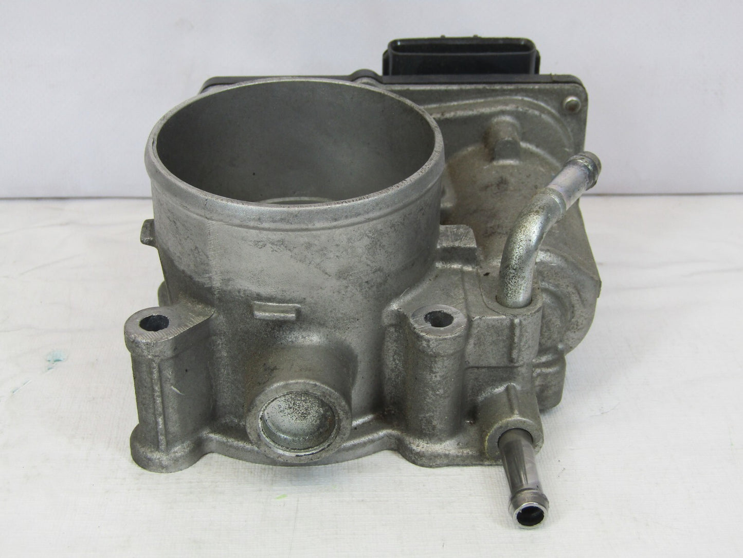 2013-2014 Subaru Outback Throttle Body Valve 16112AA38A OEM