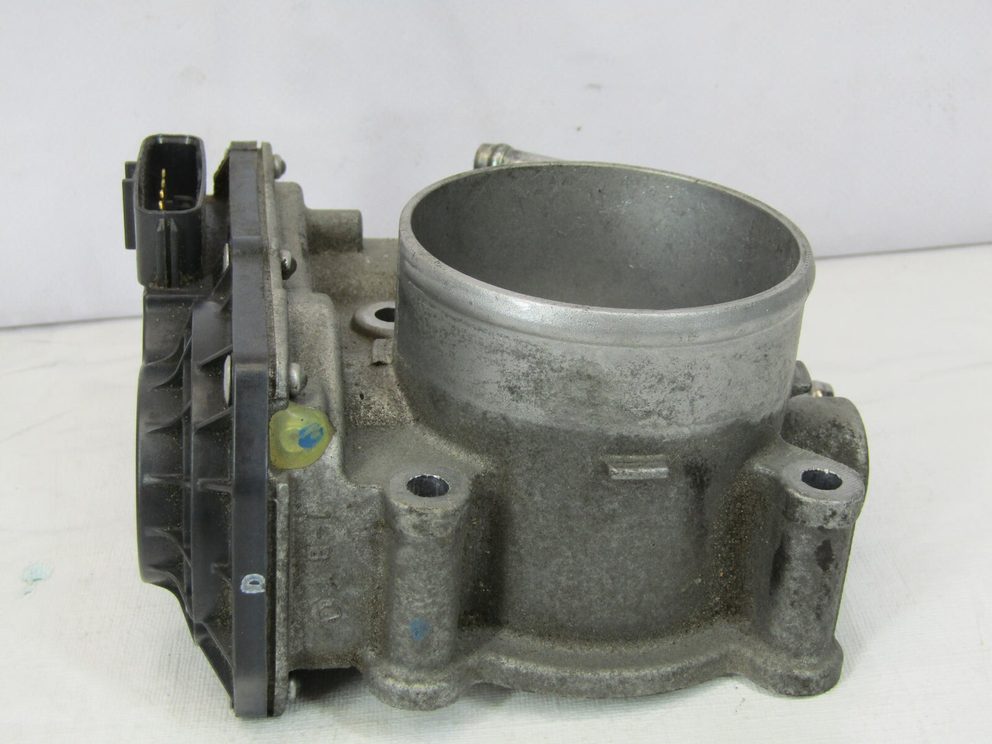 2013-2014 Subaru Outback Throttle Body Valve 16112AA38A OEM