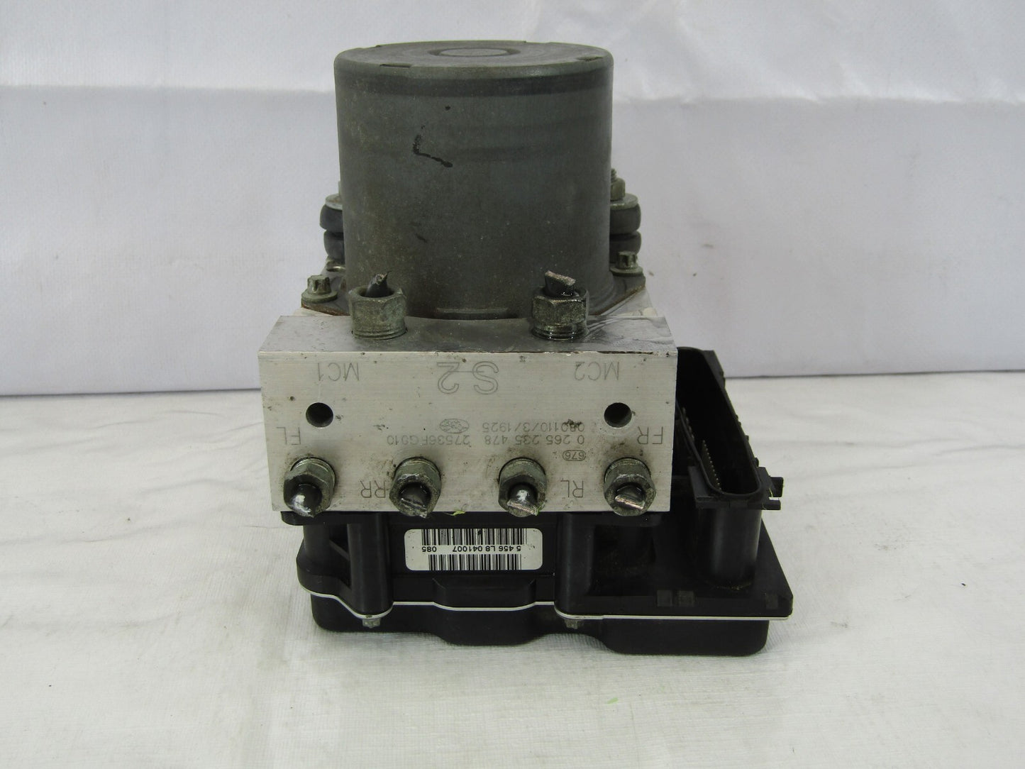 2008-2009 Subaru Impreza Manual Transmission ABS Anti-Lock Brake Pump OEM