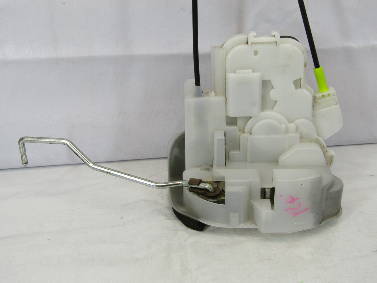 2008-2009 Subaru Impreza Front Right Door Lock Actuator OEM 61032FG080