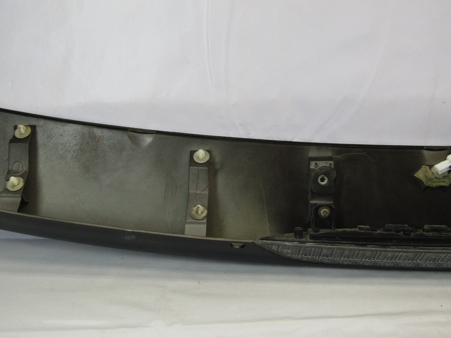 2007-2013 Mitsubishi Outlander Third 3rd Brake Light Spoiler Black Pearl OEM