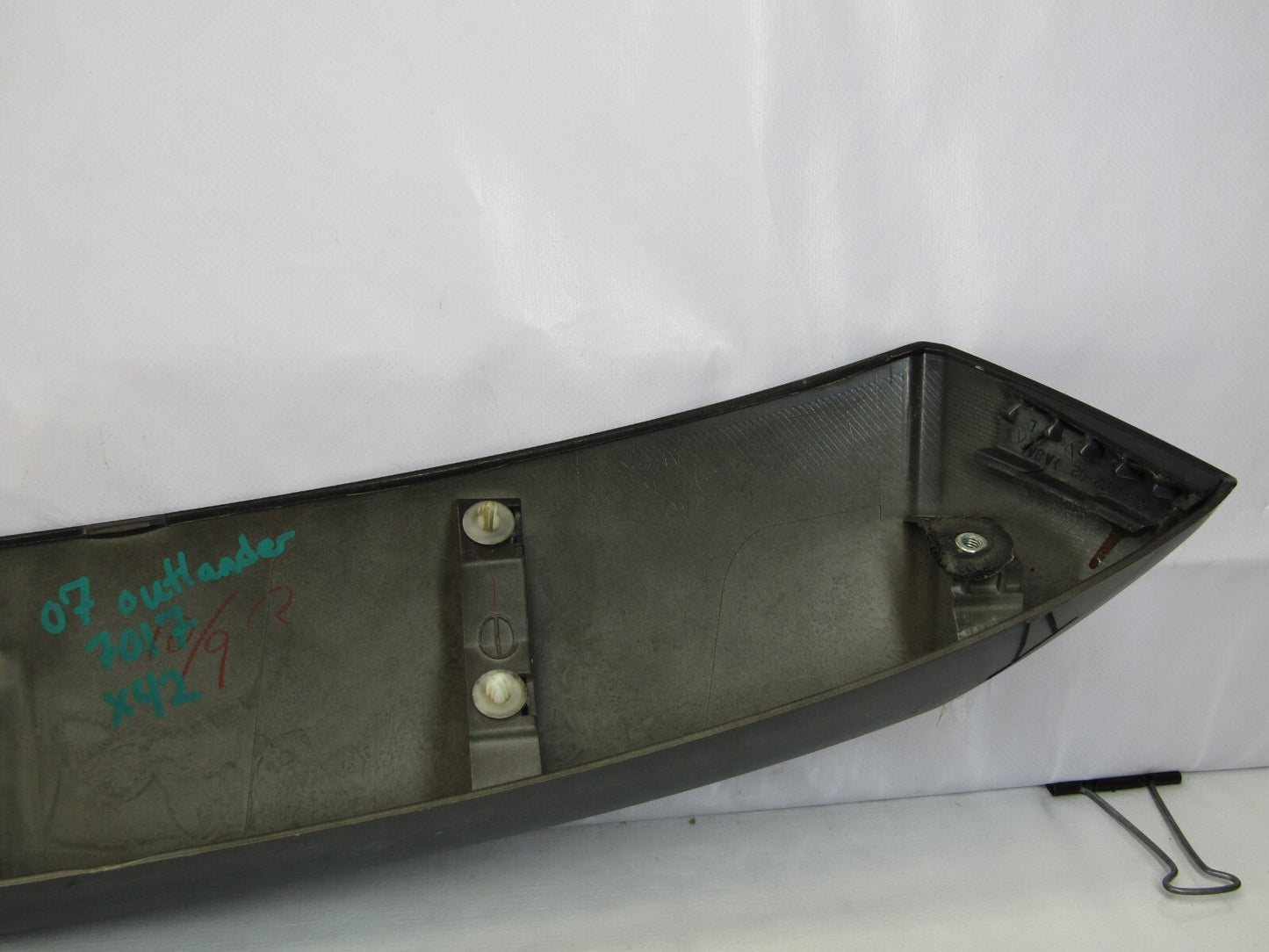 2007-2013 Mitsubishi Outlander Third 3rd Brake Light Spoiler Black Pearl OEM