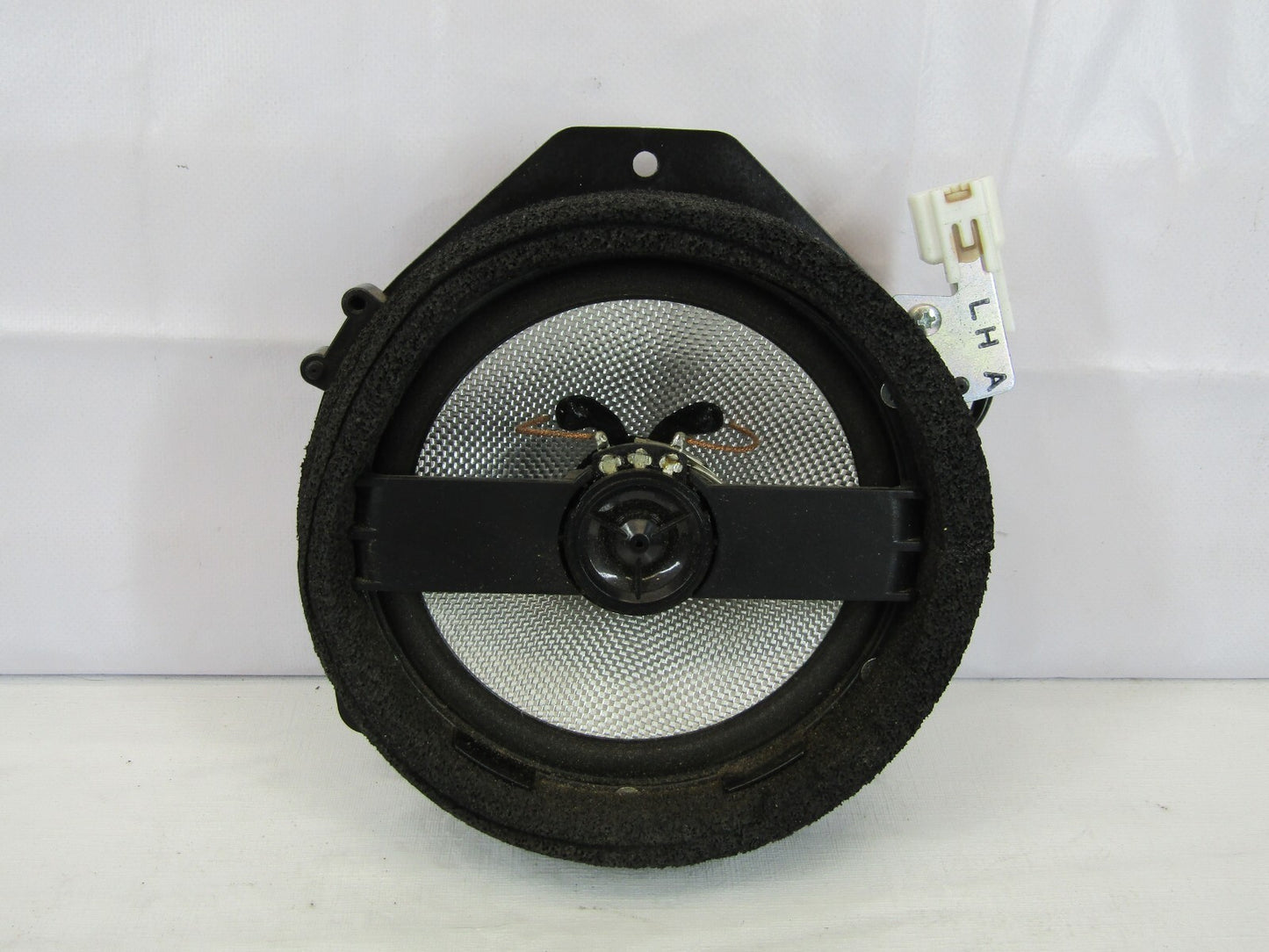 2008-2010 Subaru Impreza Left Front Door Speaker 86301FG050 OEM