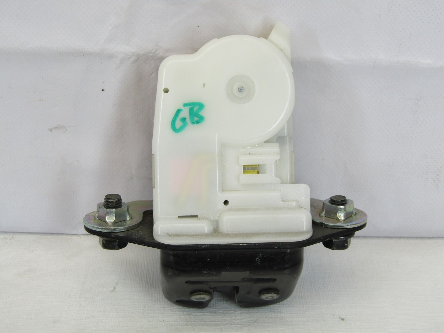 2008-2009 Subaru Impreza Wagon Rear Door Latch Lock 63032FG000 OEM