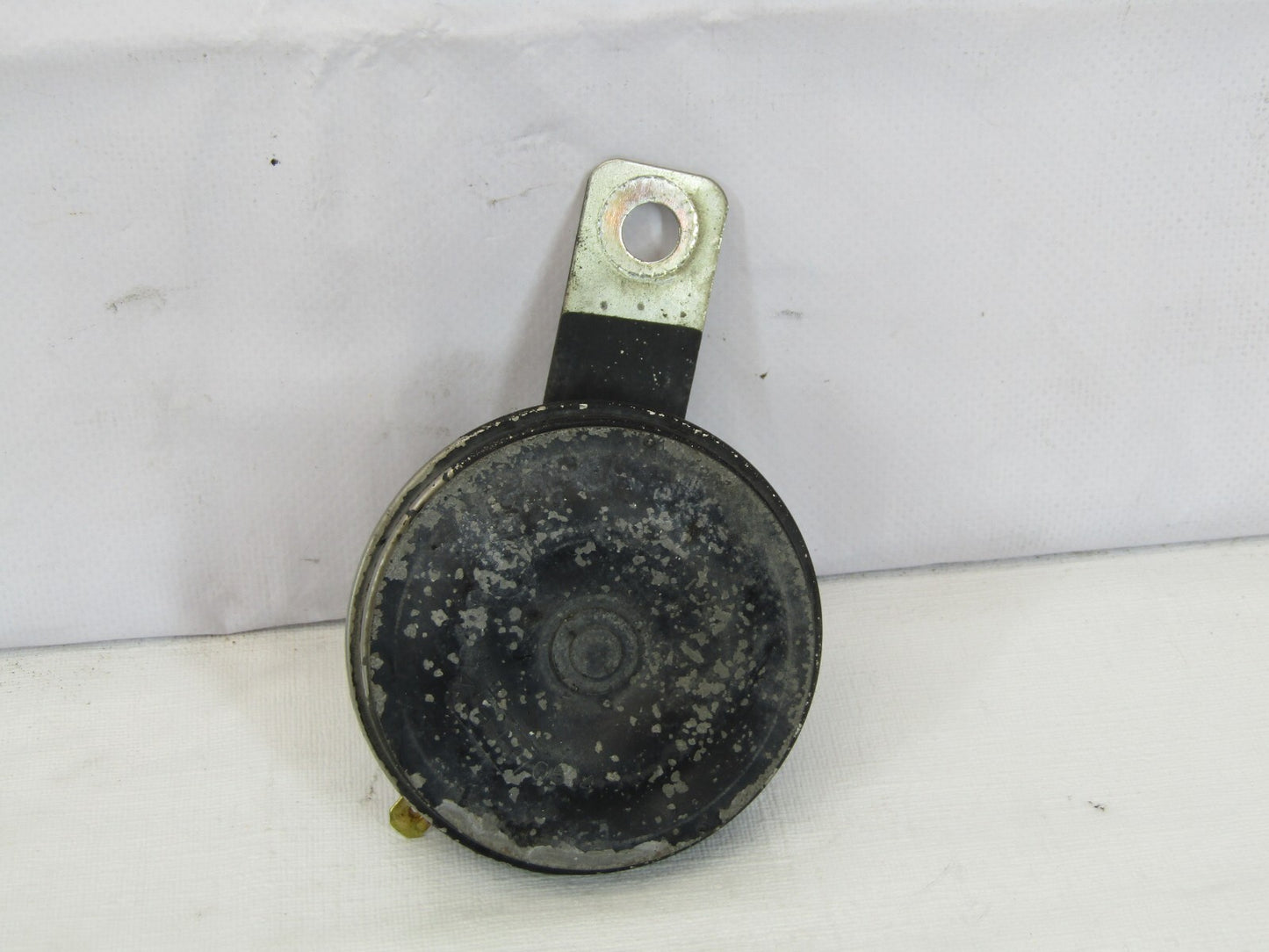 2006-2010 Subaru Impreza Low Note Horn 86029FE040 OEM