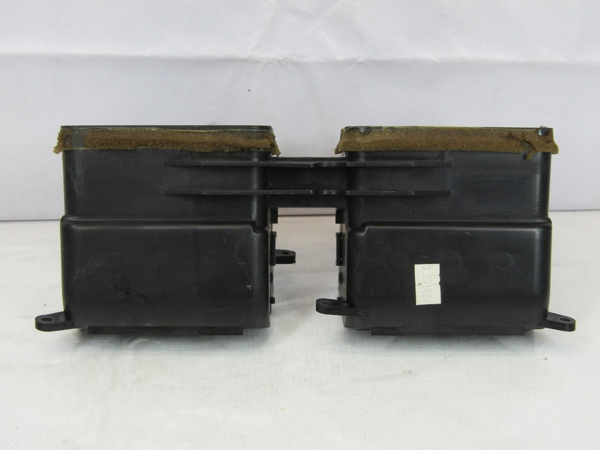 2000-2004 Subaru Outback Legacy A/C Center Heater Air Vent OEM 66110AE13A