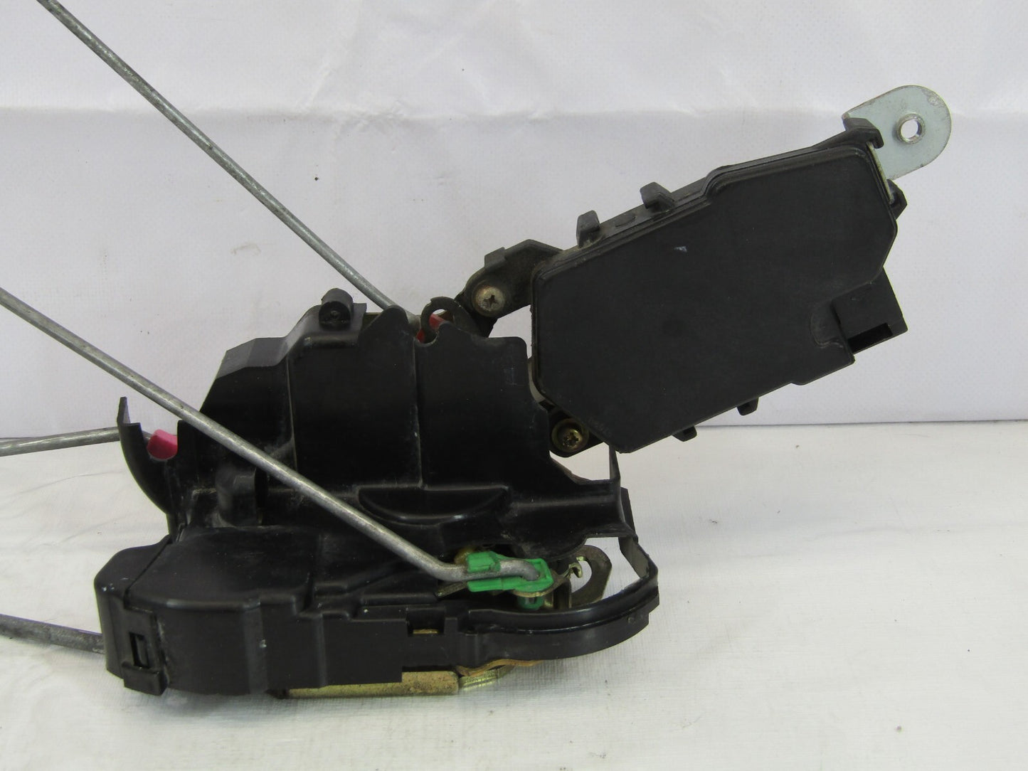 2000-2004 Subaru Legacy Outback Front Right Door Lock Latch Release Actuator OEM