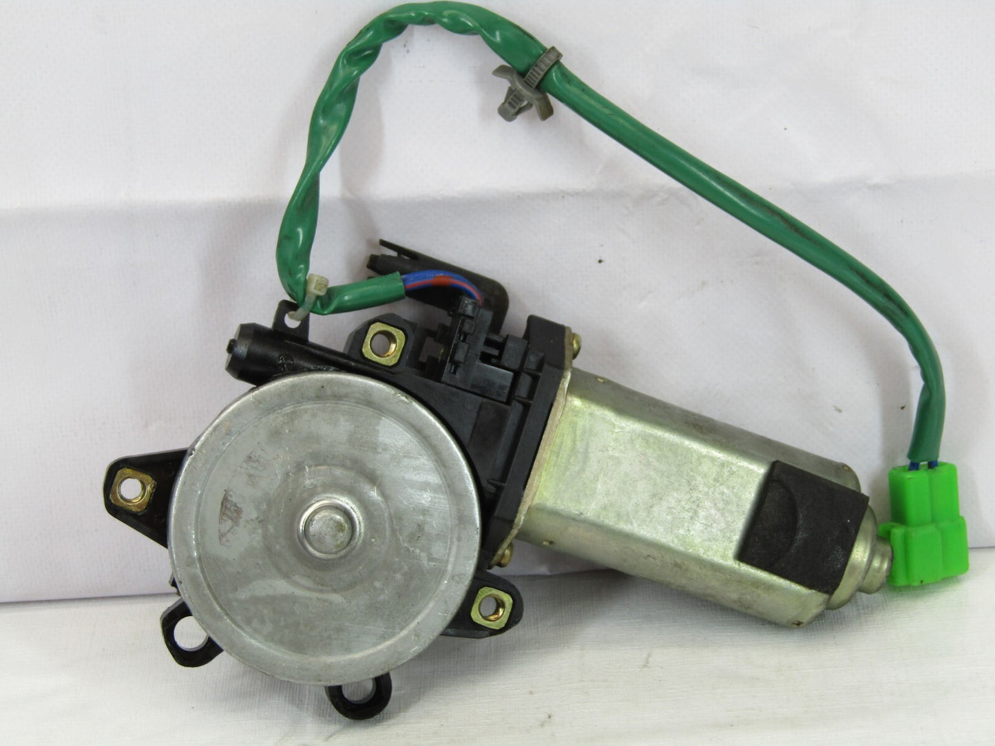 2000-2004 Subaru Legacy Outback Front Right Power Door Window Motor