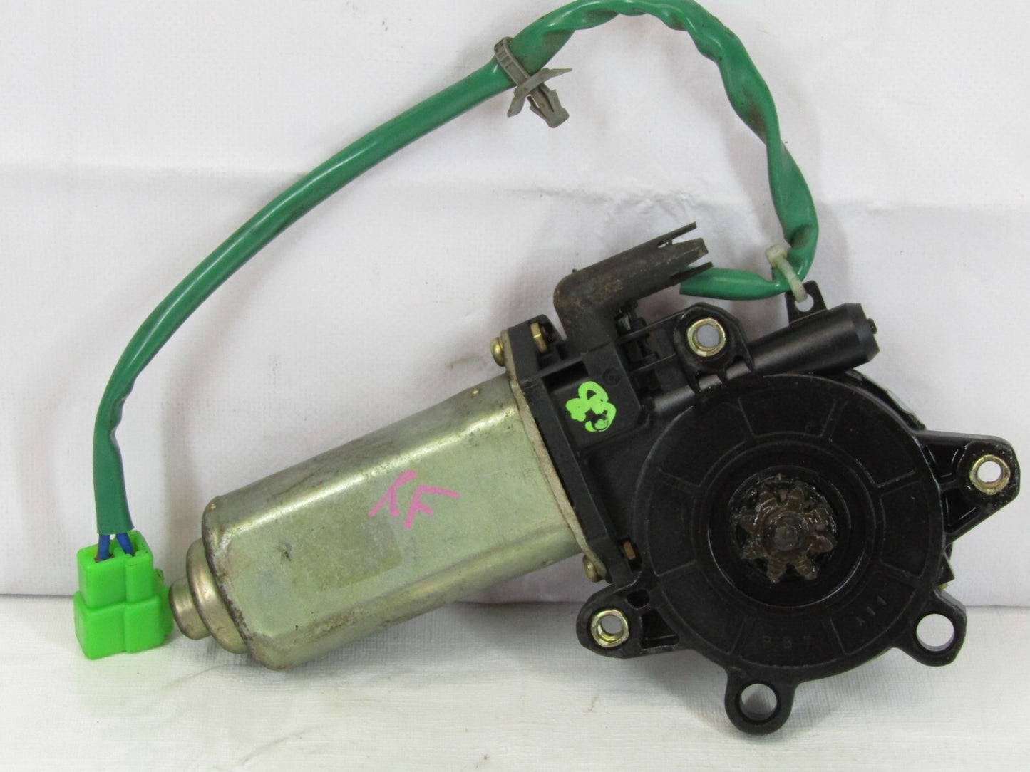 2000-2004 Subaru Legacy Outback Front Right Power Door Window Motor