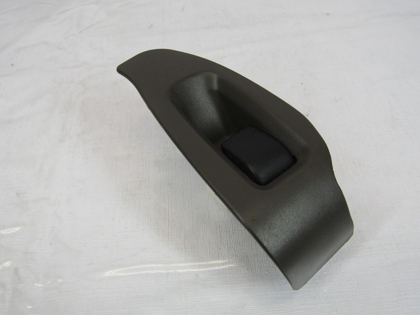 2000-2004 Subaru Legacy Outback Rear Left Window Control Switch Brown Assembly
