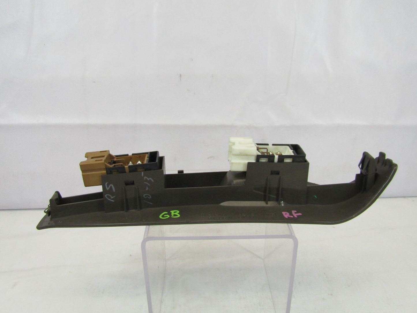 2000-2004 Subaru Legacy Outback Right Front Window Control Switch and Trim OEM