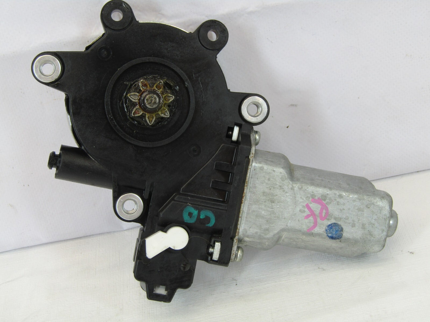 2005-2009 Subaru Outback Front Right Power Door Window Motor OEM