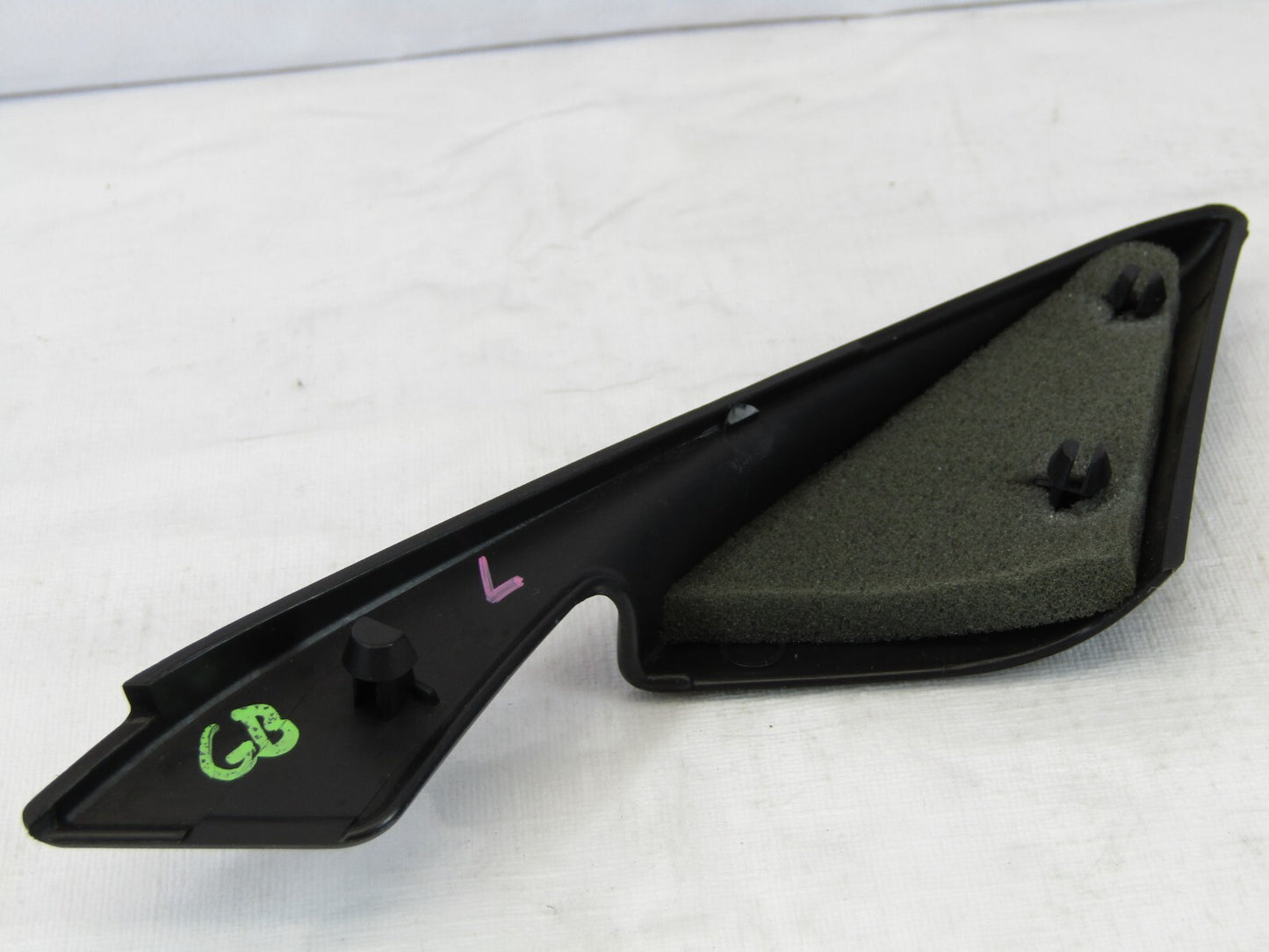 2005-2009 Subaru Outback Left Window Corner Gusset Trim Cover OEM