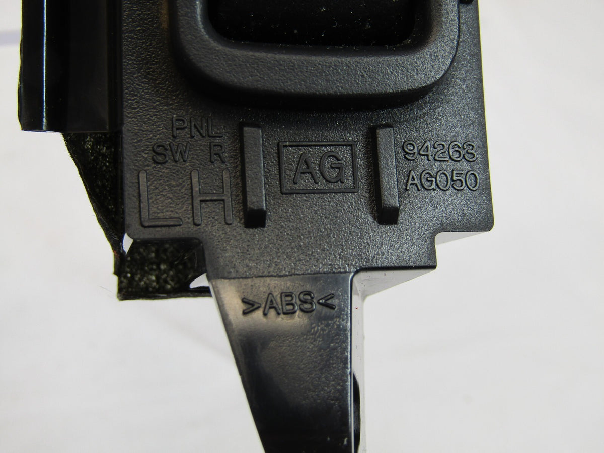 2005-2009 Subaru Outback Left Rear Door Window Control Switch OEM 83071AG04A