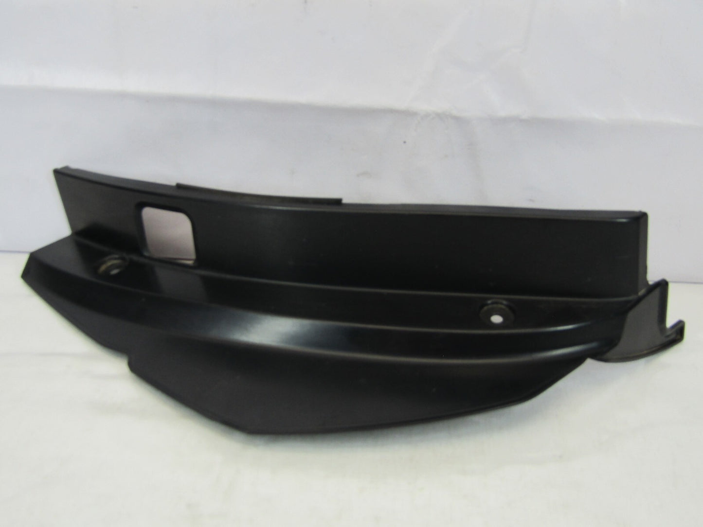 2005-2009 Subaru Outback Rear Right Tail Light Lamp Cover Trim OEM