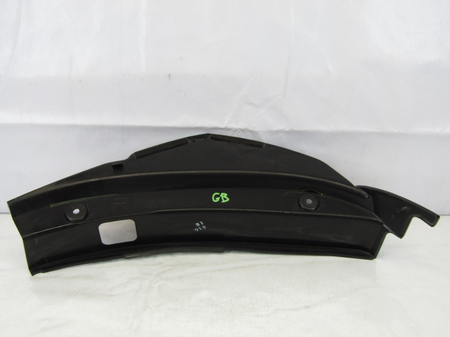 2005-2009 Subaru Outback Rear Right Tail Light Lamp Cover Trim OEM