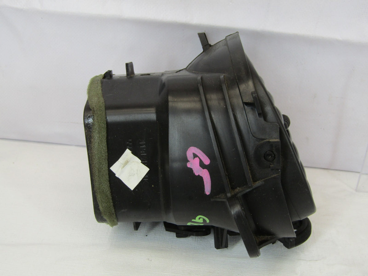 2001-2007 Toyota Sequoia Front Left Dash Outer AC Heater Air Vent 55650-0C010