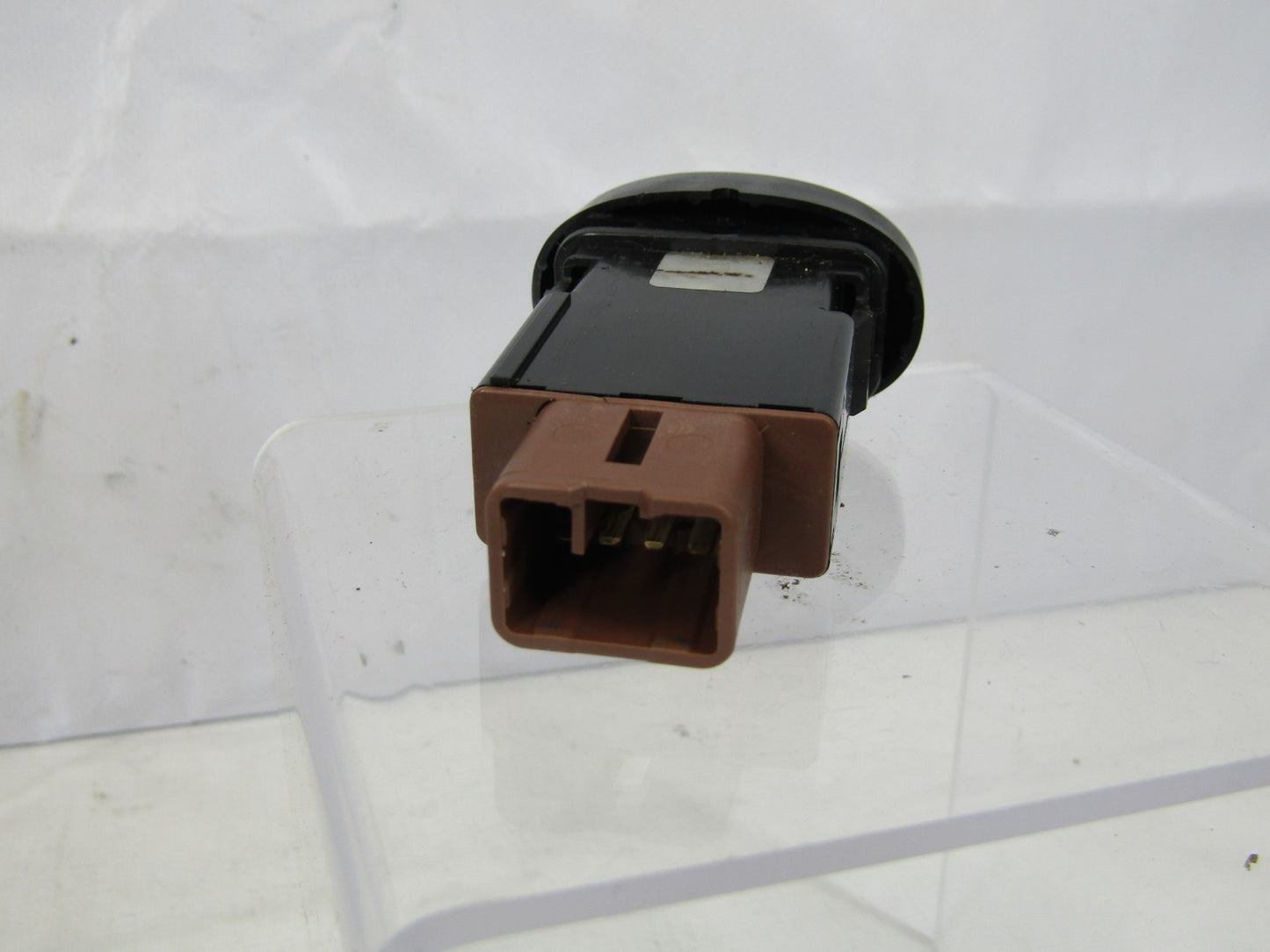 2001-2004 Toyota Sequoia Right Heated Seat Switch 84751-34010 OEM