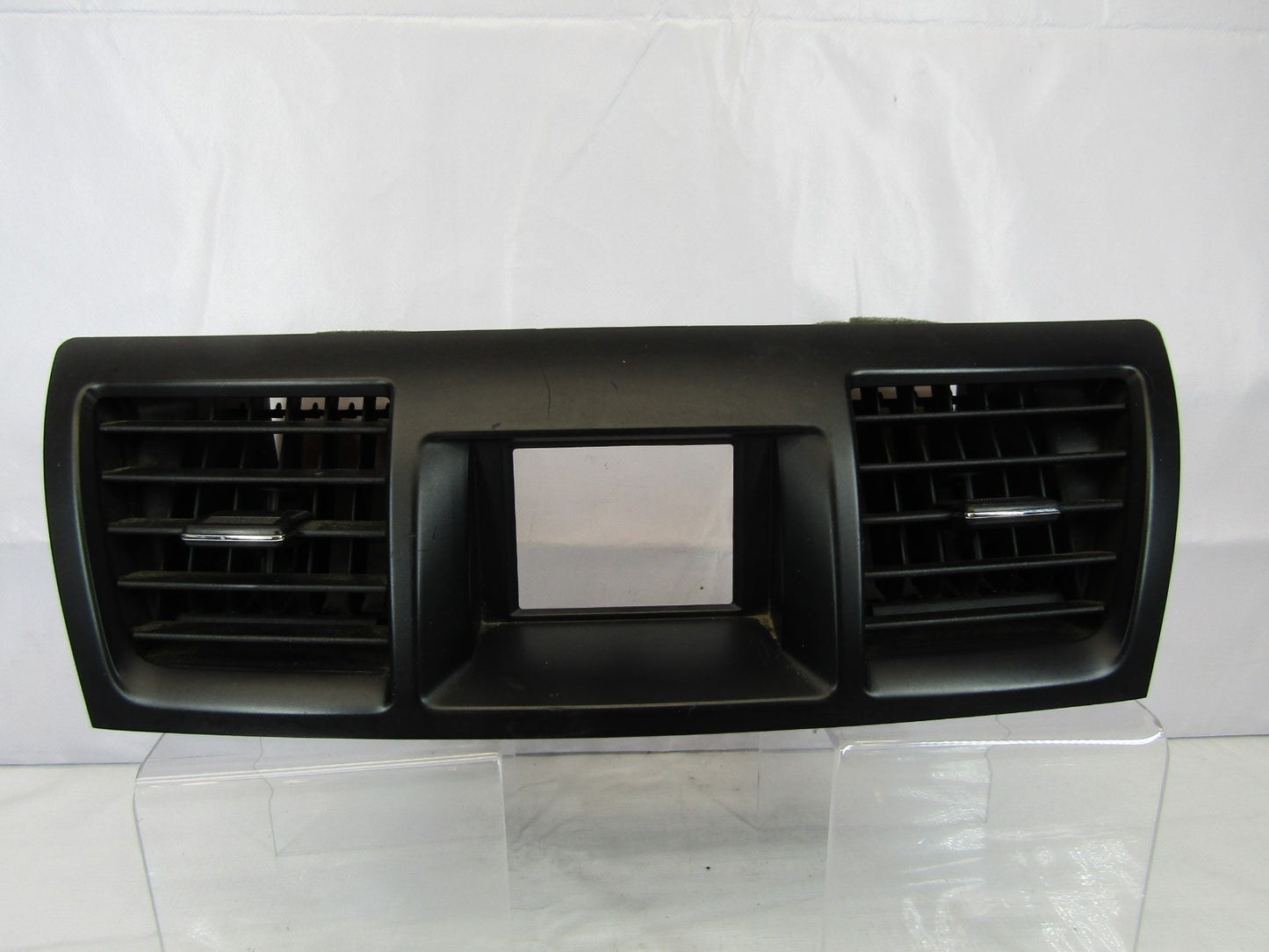 2008-2010 Toyota Highlander Center Vent Panel Trim 55670-48060-E0 OEM