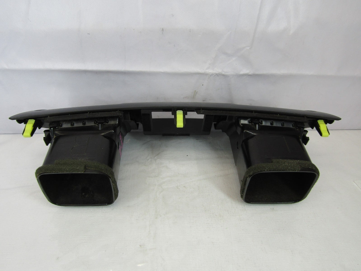 2008-2010 Toyota Highlander Center Vent Panel Trim 55670-48060-E0 OEM