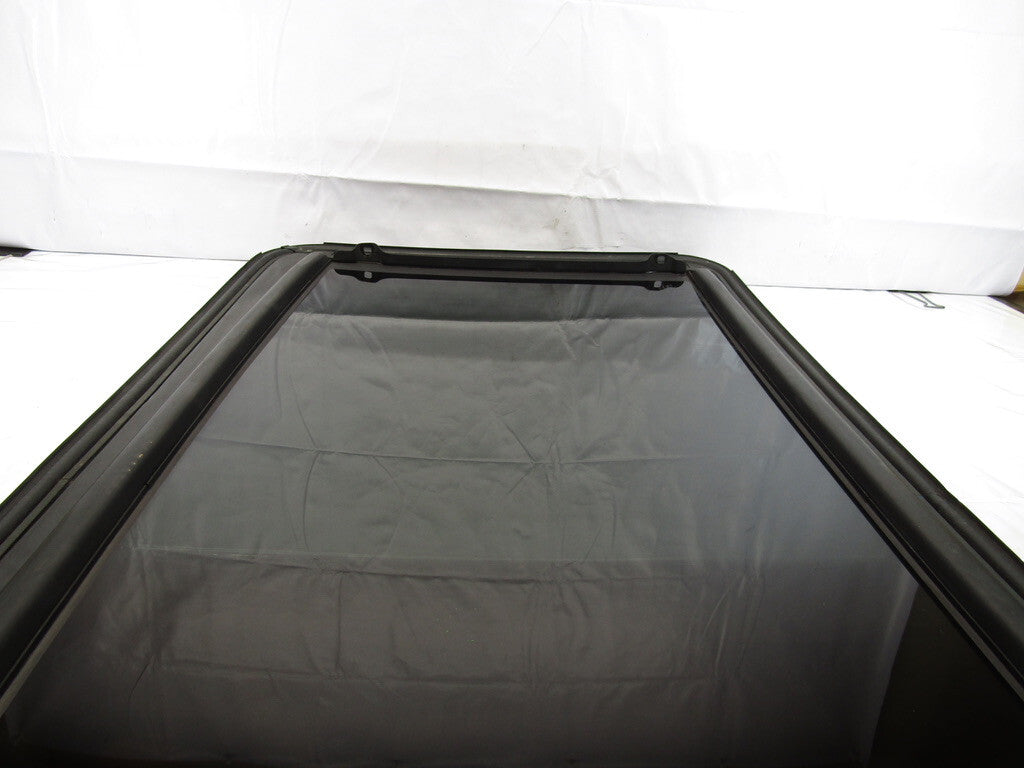 2001-2007 Toyota Sequoia Sunroof Glass Tinted Temperlite 632040C010