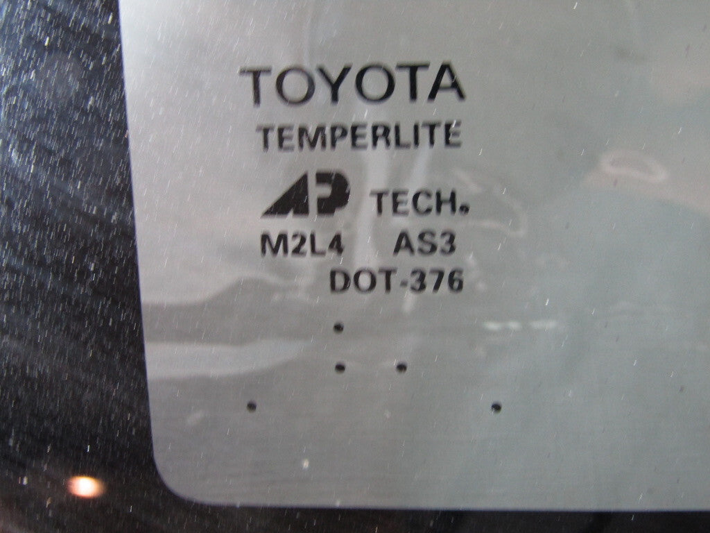 2001-2007 Toyota Sequoia Sunroof Glass Tinted Temperlite 632040C010