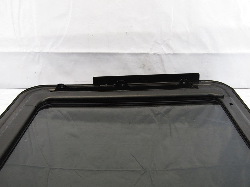 2001-2006 Hyundai Santa Fe Sunroof Sun Moon Roof Top Glass OEM 8161026001