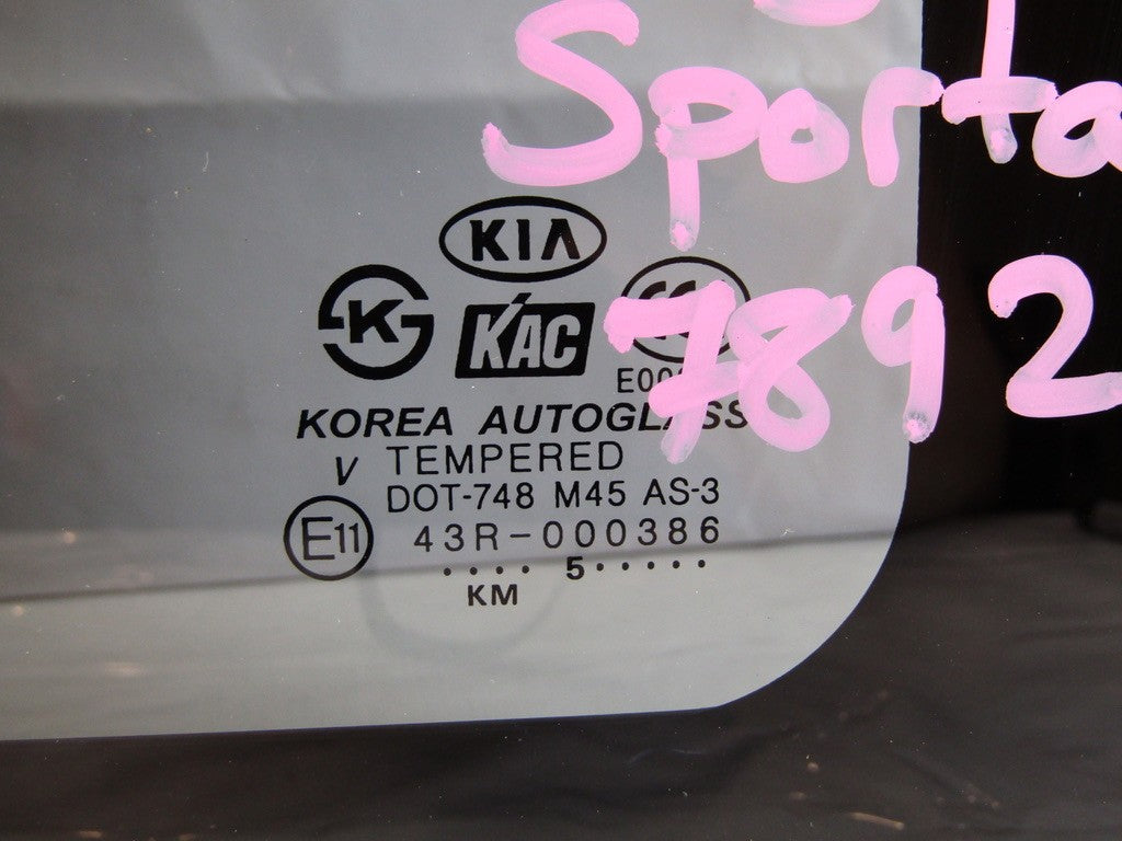2005-2010 Kia Sportage Sunroof Glass Roof Window 816101F000 OEM