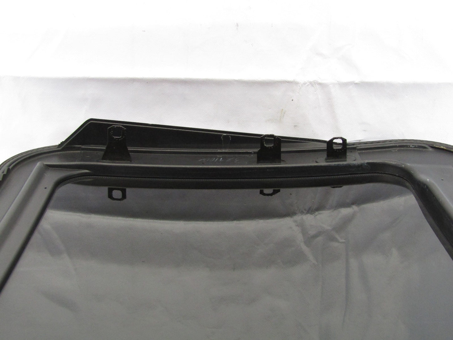 2003-2010 Volkswagen Beetle Roof Sunroof Window Glass 1C0-877-071-B OEM
