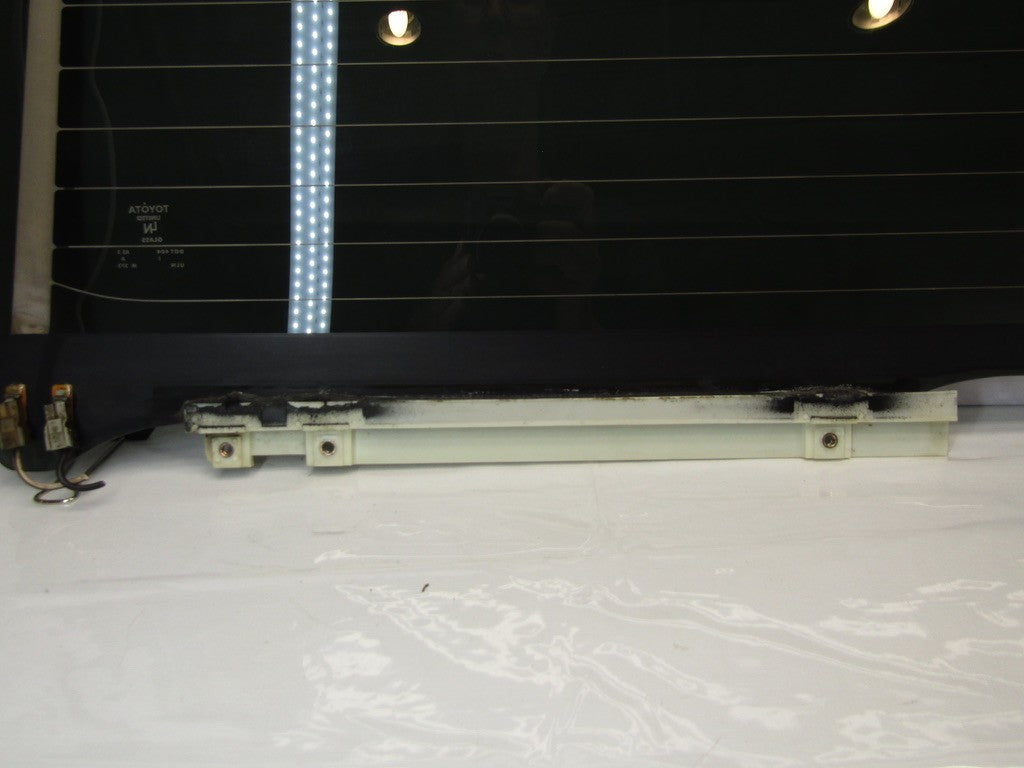 2001-2007 Toyota Sequoia Rear Hatch Tailgate Back Glass Window Tinted OEM