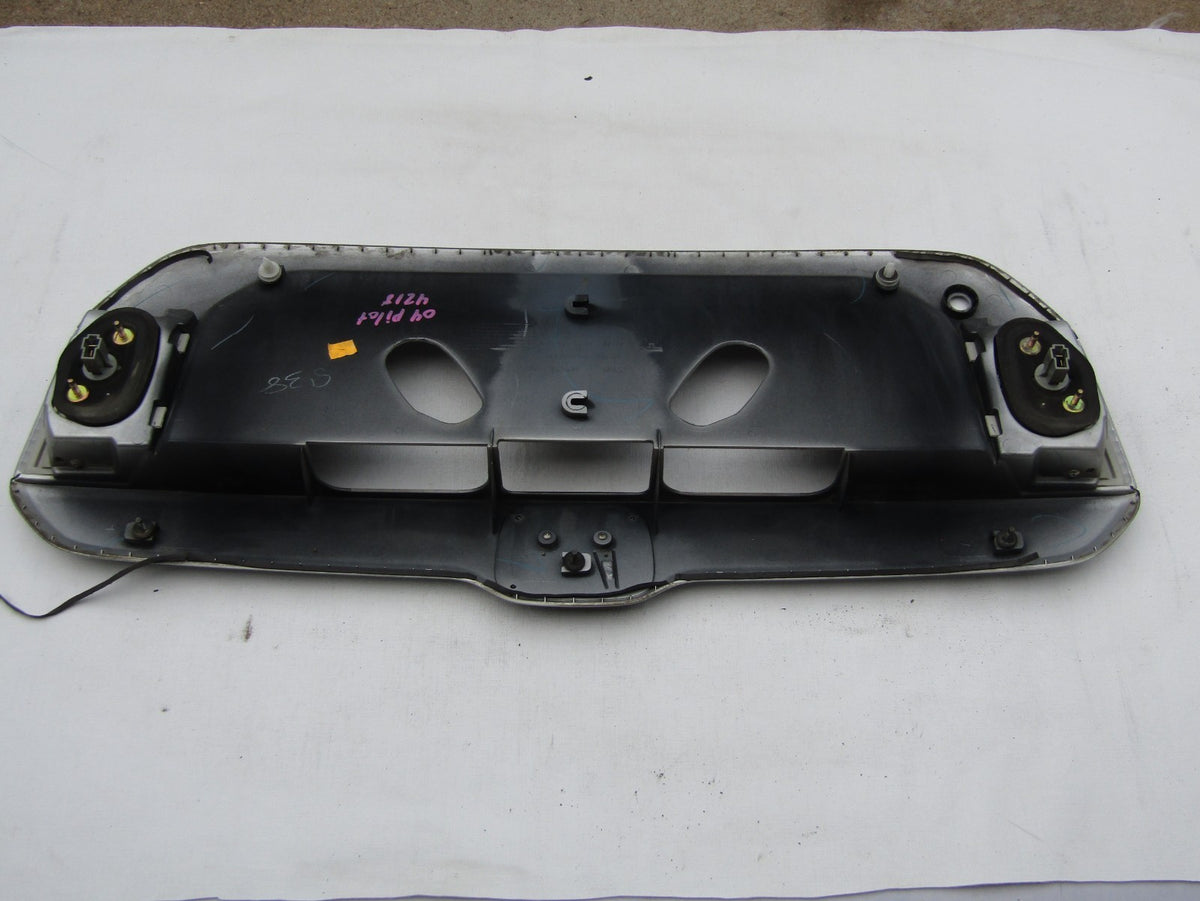 03-05 Honda Pilot License Plate Rear Panel Emblem Badge OEM 74890-S9VA-A000