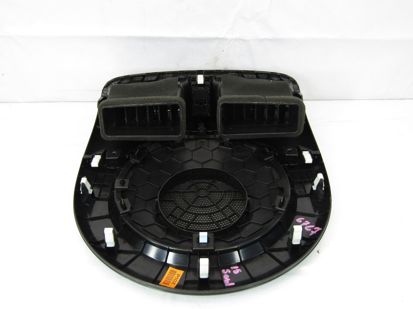 2014-2019 Kia Soul Center Dash AC Heat Vent Hazard Switch with Speaker Cover OEM