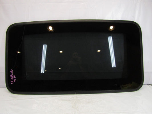 2003-2004 Mitsubishi Outlander Sunroof Glass Factory OEM MR573723