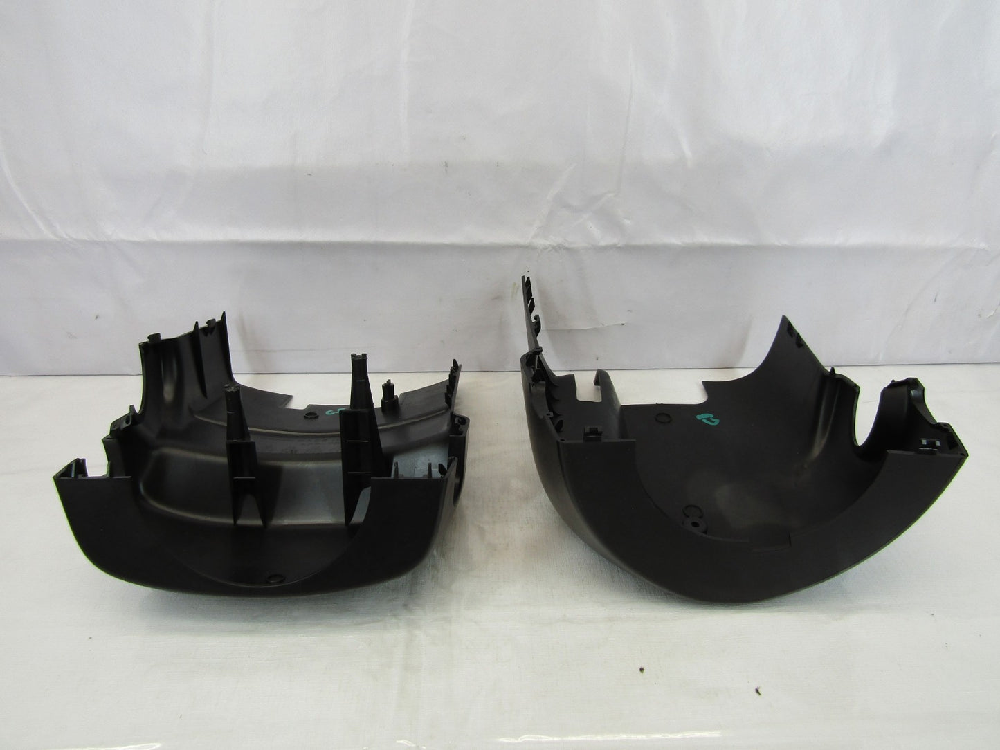 2008-2010 Subaru Impreza Steering Column Upper Black 34341FG000 Cover OEM