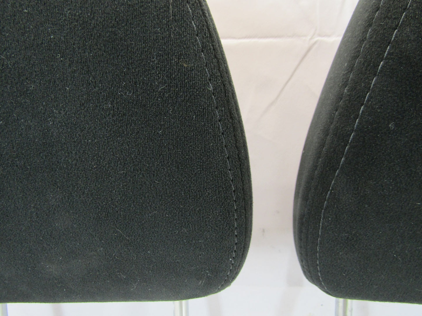 2009-2010 Subaru Impreza Front Seat Headrest Set Cloth Black 64061FG130JI OEM