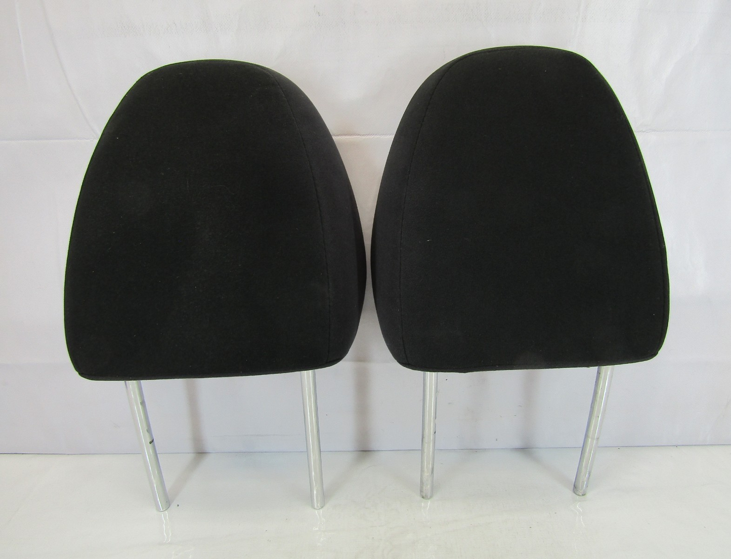2009-2010 Subaru Impreza Front Seat Headrest Set Cloth Black 64061FG130JI OEM