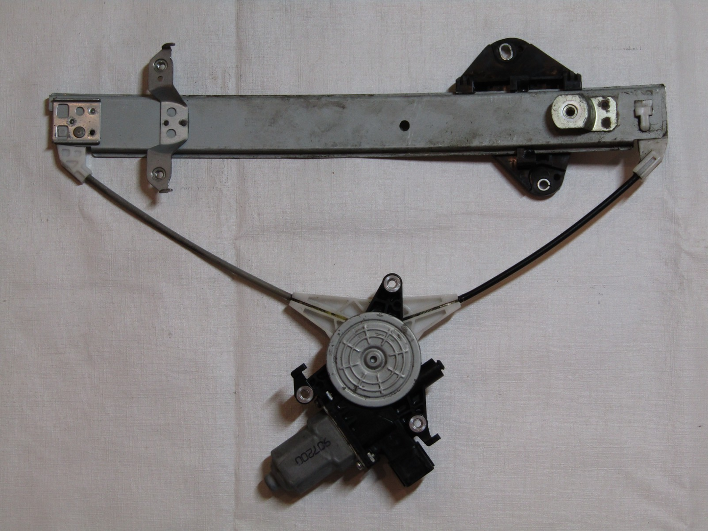 2009-2010 Subaru Impreza Right Rear Side Window Motor Regulator 61042FG002 OEM