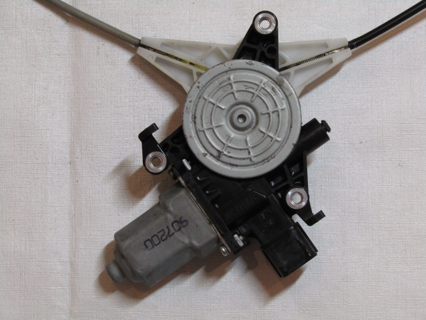 2009-2010 Subaru Impreza Right Rear Side Window Motor Regulator 61042FG002 OEM