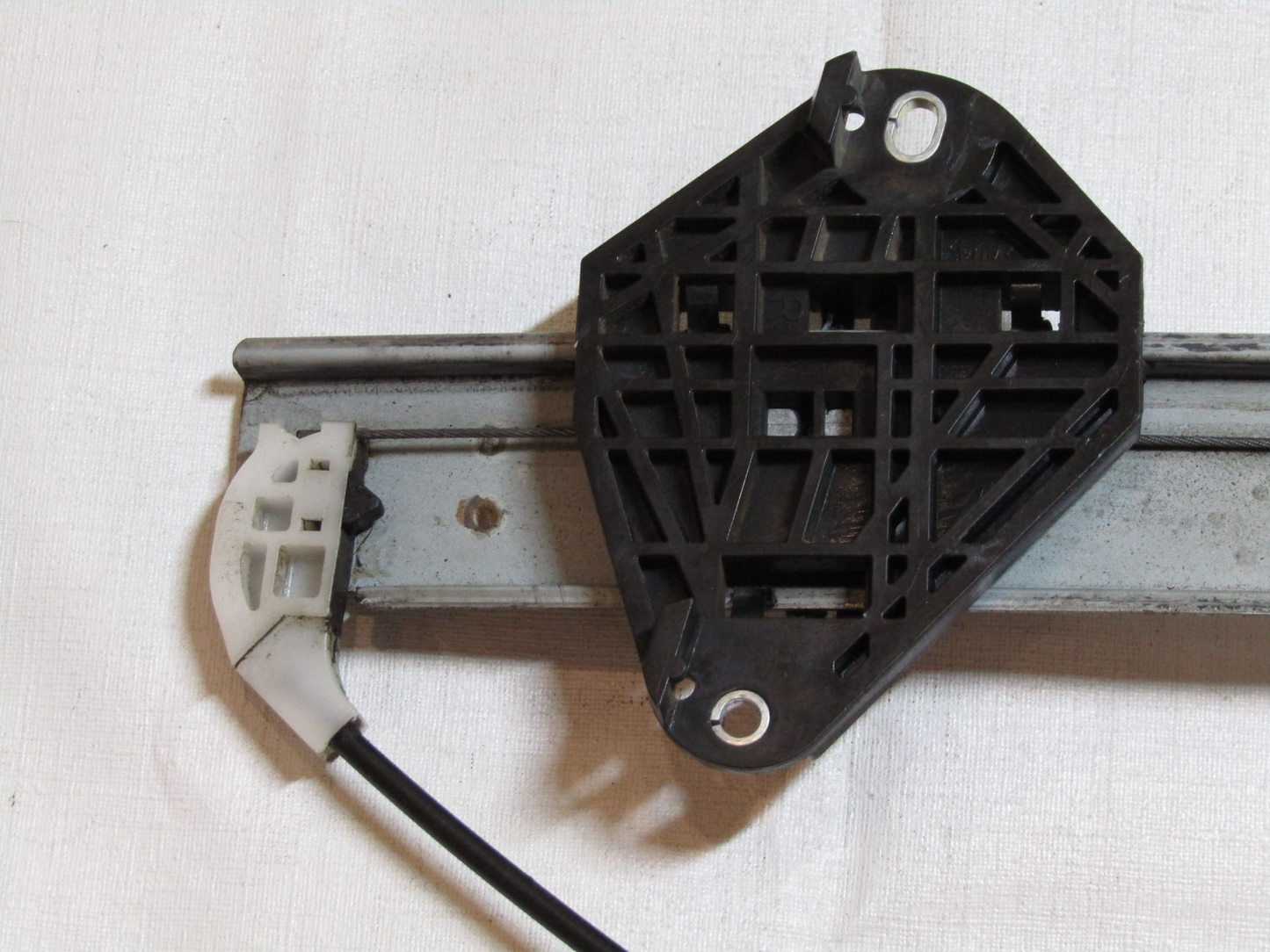 2009-2010 Subaru Impreza Right Rear Side Window Motor Regulator 61042FG002 OEM