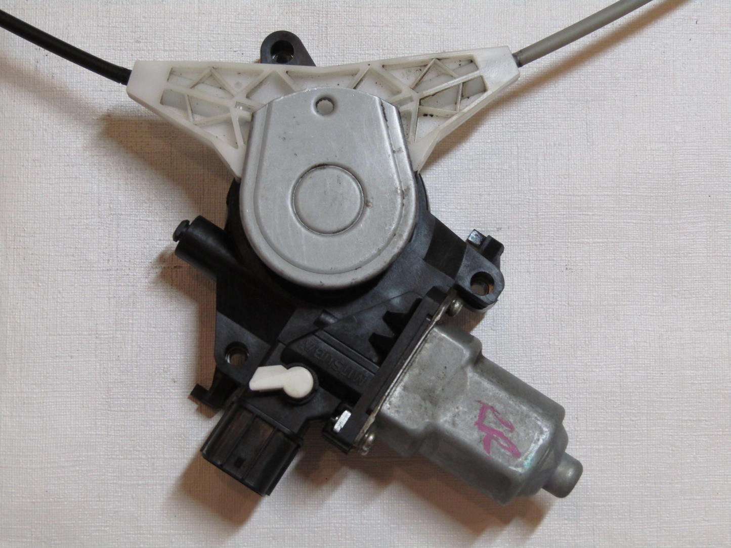 2009-2010 Subaru Impreza Right Rear Side Window Motor Regulator 61042FG002 OEM
